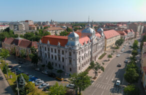 post-image